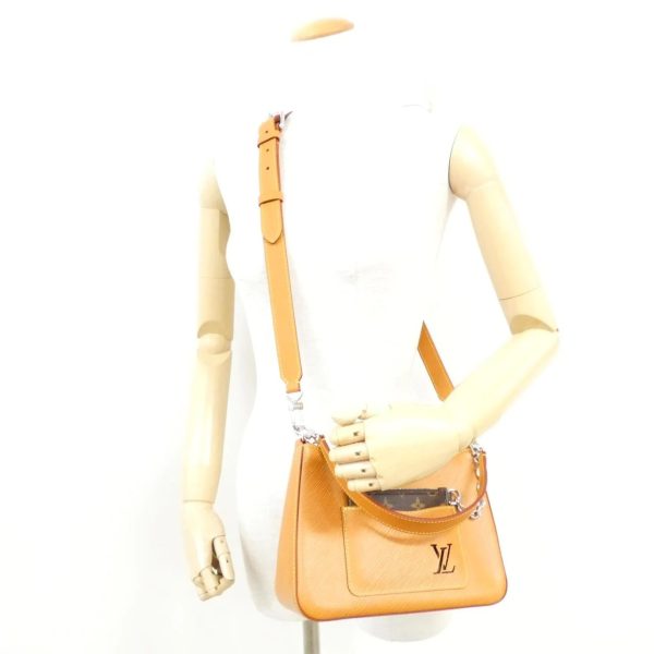 6 Louis Vuitton Epi Marrel Shoulder Bag