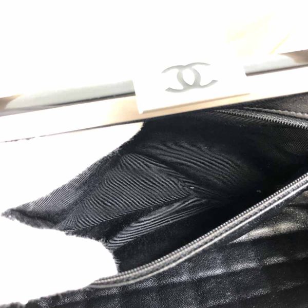 7 Chanel Chocolate Bar Gamaguchi Lambskin Beige Shoulder Bag