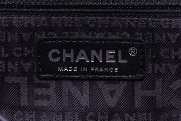 7 Chanel Silver Pushlock Chain Shoulder Calf Leather Black