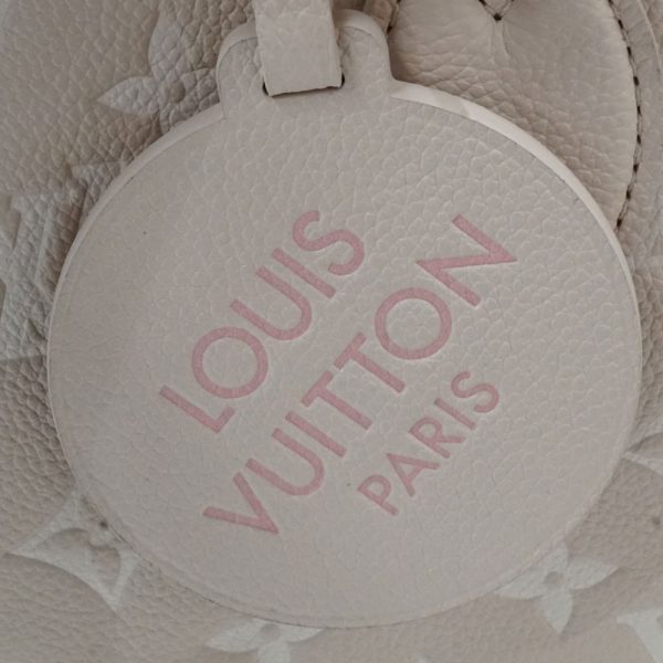 7 Louis Vuitton Tote Bag On The Go Monogram Implant Leather Rose Beige Gold MM Shoulder Bag