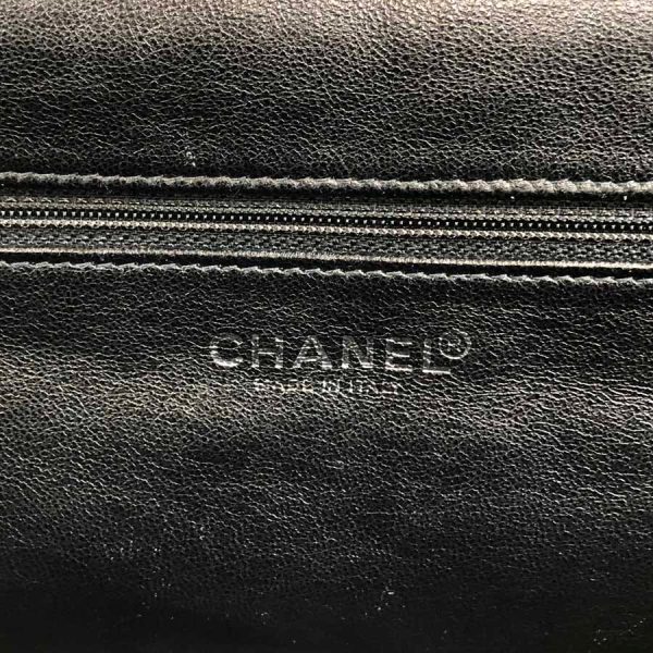 8 Chanel Chocolate Bar Gamaguchi Lambskin Beige Shoulder Bag