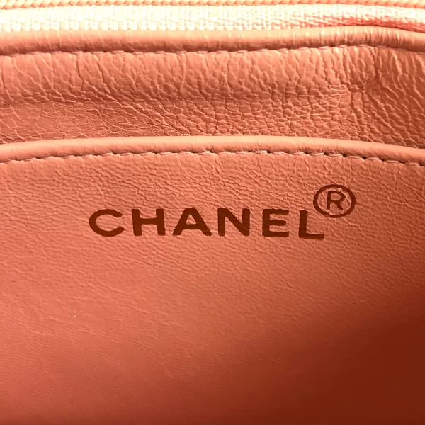 8 Chanel Leather Pink Crossbody Bag