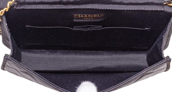 8 Chanel Matelasse Turnlock Chain Shoulder Bag Satin Black Mini