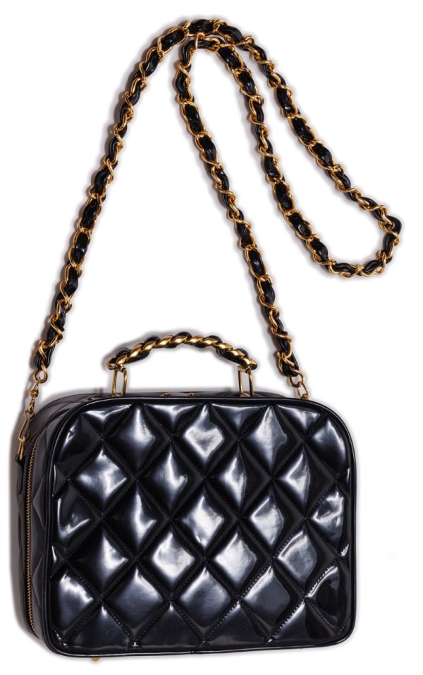 8 Chanel Matelasse Chain Shoulder Enamel Black Shoulder Bag