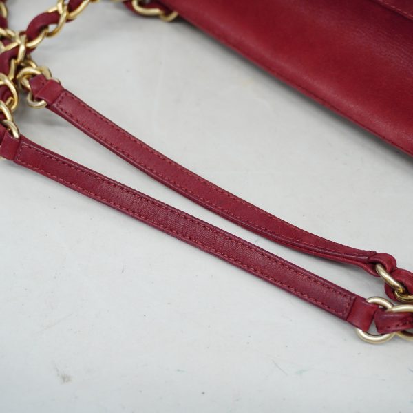 8 Chanel Matelasse Chain Shoulder Bag Coated Canvas Red Gold Metal Fittings