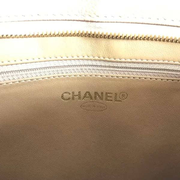 8 Chanel Hardware Gold Caviar Skin Tote Bag Brown