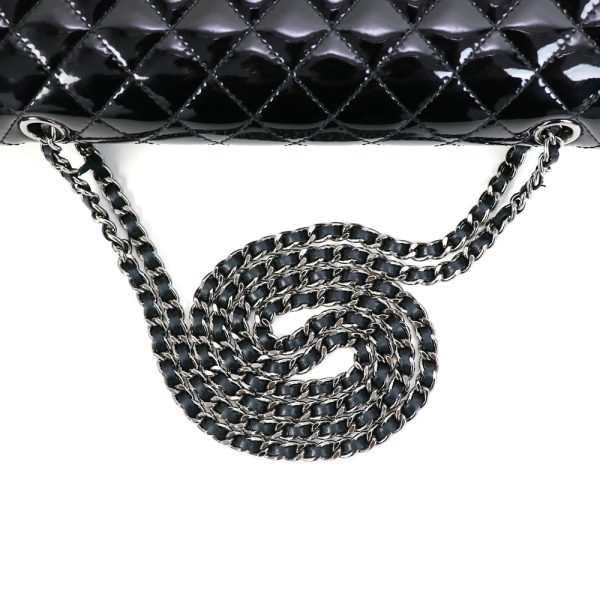 9 Chanel Matelasse flap bag metal fittings Twist Lock W chain shoulder enamel Black