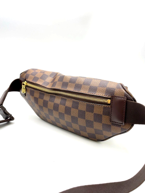 s l1600 14 Louis Vuitton Damier Ebene Bum Bag Melville