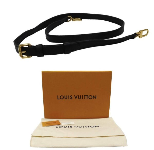 10 Louis Vuitton Pochette Metis MM Shoulder Bag Monogram Empreinte Noir Bag