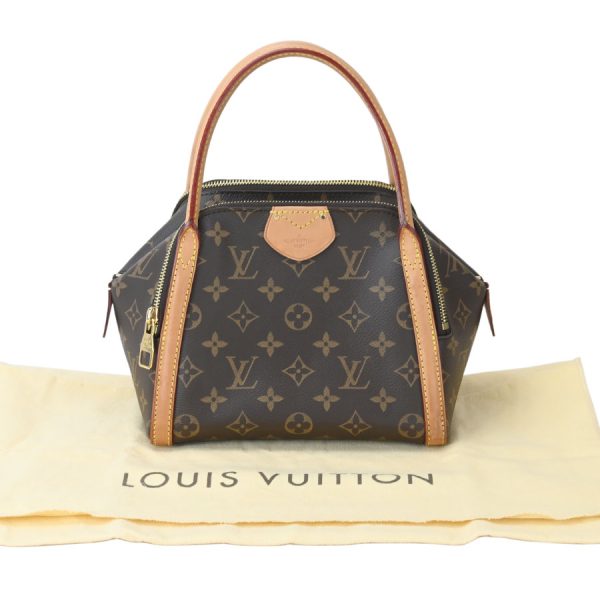 15 Louis Vuitton Male BB Monogram Handbag