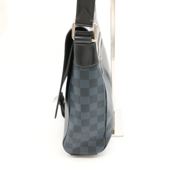 3 Louis Vuitton Damier Cobalt Newport Messenger PM Black Leather