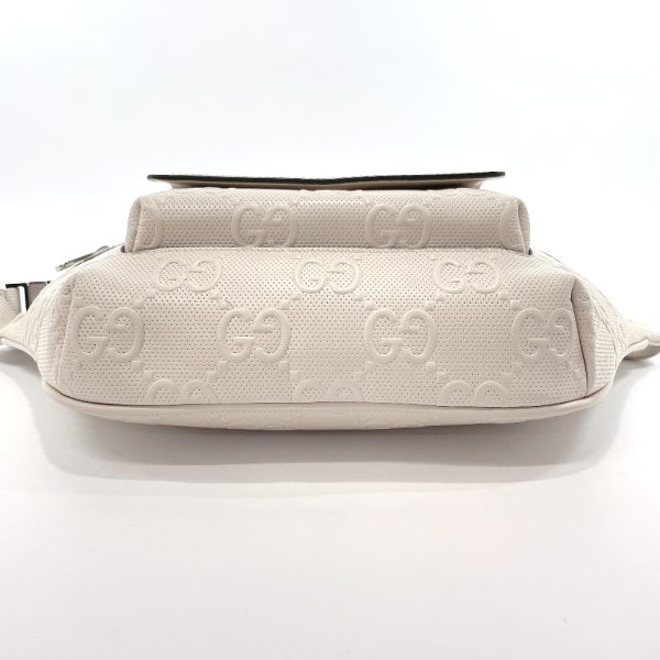 4 Gucci Body Bag GG Embossed Leather White