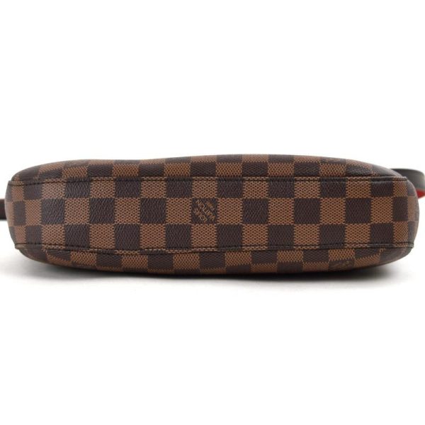 4 Louis Vuitton Damier Ebene South Bank Brown