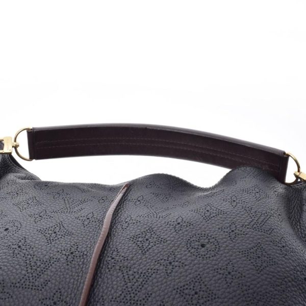 4 Louis Vuitton Monogram Mahina Selene MM Black Mahina Leather Shoulder Bag