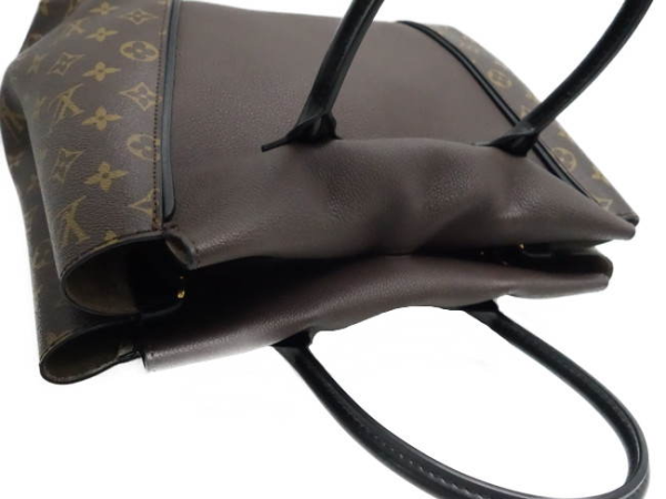 4 Louis Vuitton PM Chocolat Monogram Shoulder Bag Black