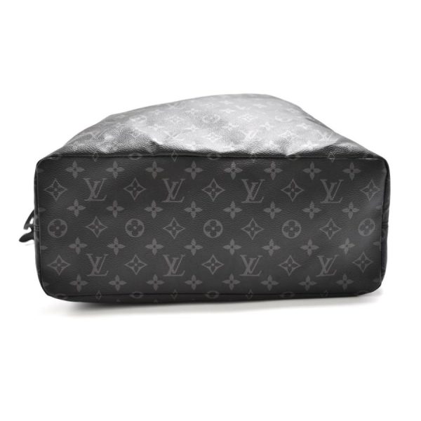 4 Louis Vuitton Tote Monogram Eclipse Cabas Light