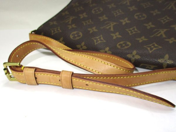 5 Louis Vuitton Musette Tango Short Shoulder Bag Monogram