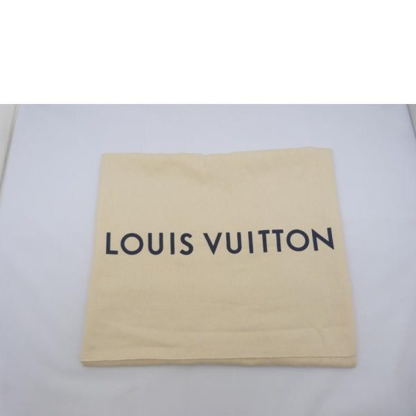 5 Louis Vuitton LockMe Hippo Tote Bag