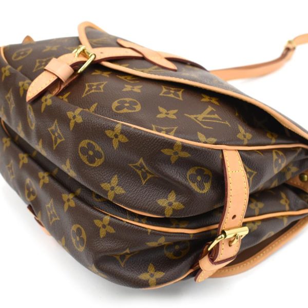 6 Louis Vuitton Saumur Messenger Shoulder Bag Monogram Brown