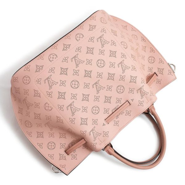 6 Louis Vuitton Girolatta Monogram Mahina Magnolia Pink Shoulder Bag