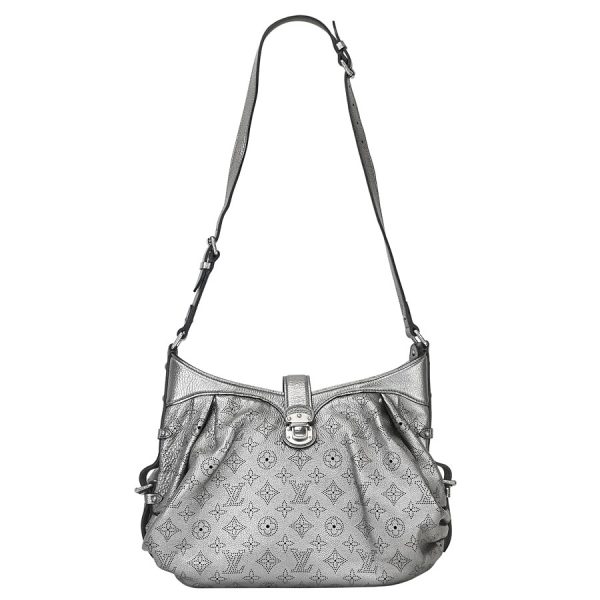 6 Louis Vuitton Mahina XS Arjun Silver Leather Shoulder Bag