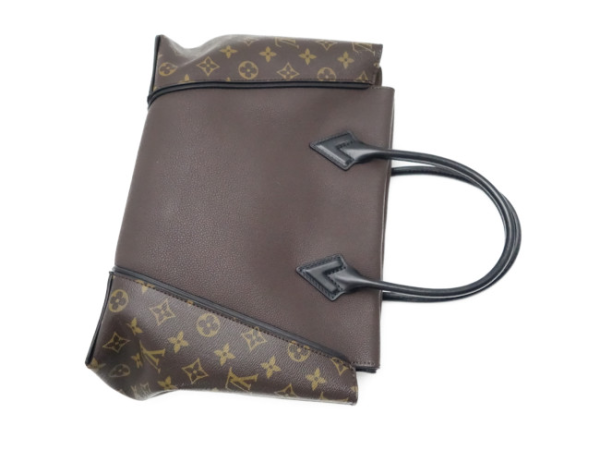 7 Louis Vuitton PM Chocolat Monogram Shoulder Bag Black