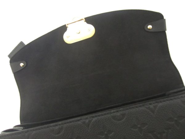 8 Louis Vuitton Georges MM Shoulder Bag Noir Black