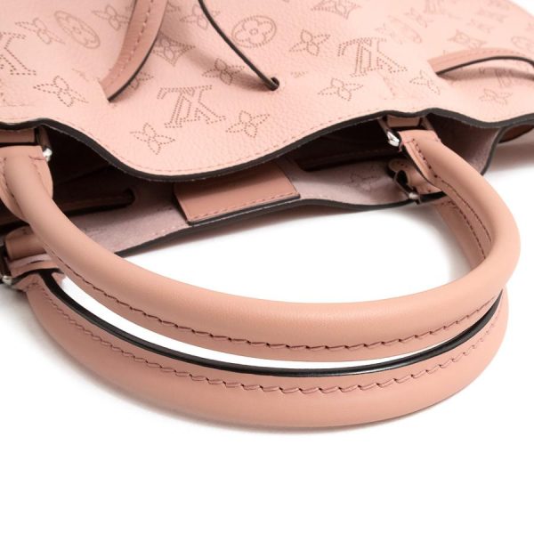 9 Louis Vuitton Girolatta Monogram Mahina Magnolia Pink Shoulder Bag