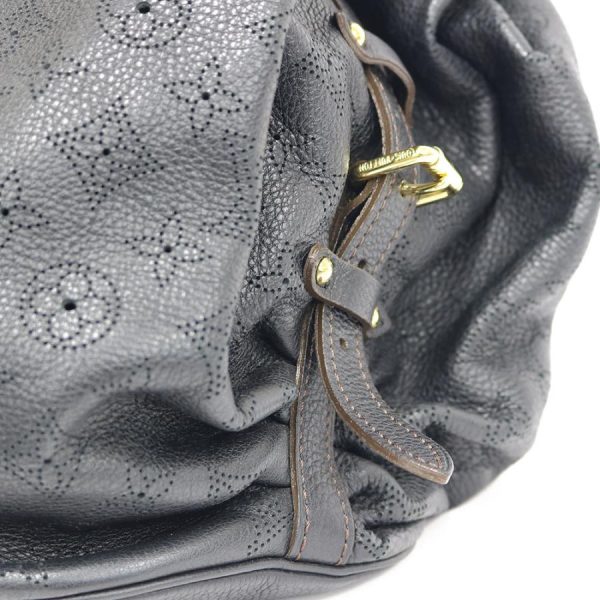 9 Louis Vuitton Shoulder Bag Mahina Black