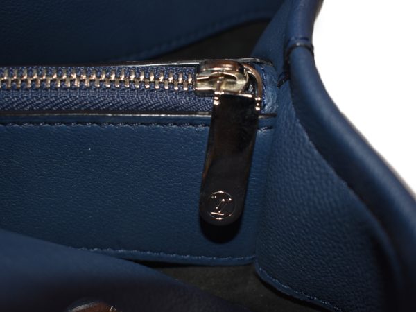 9 Louis Vuitton Lilia GM Navy Lambskin Tote Bag