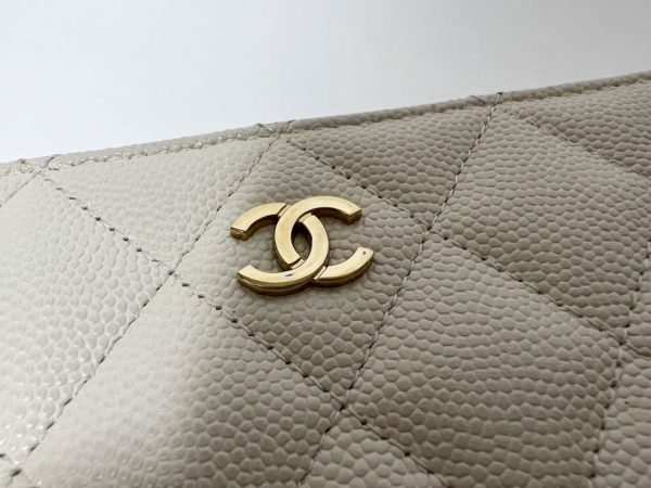 justbag05 Chanel Caviar Skin Matelasse Round Zipper Wallet Long Wallet White Silver Metal Fittings