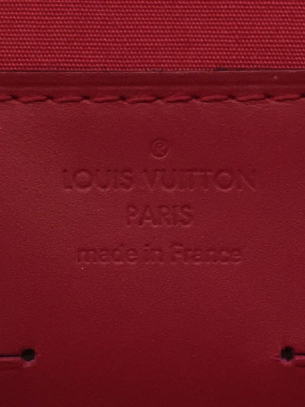 justbag3 LOUIS VUITTON Clutch Anna Monogram Verni Enamel Red