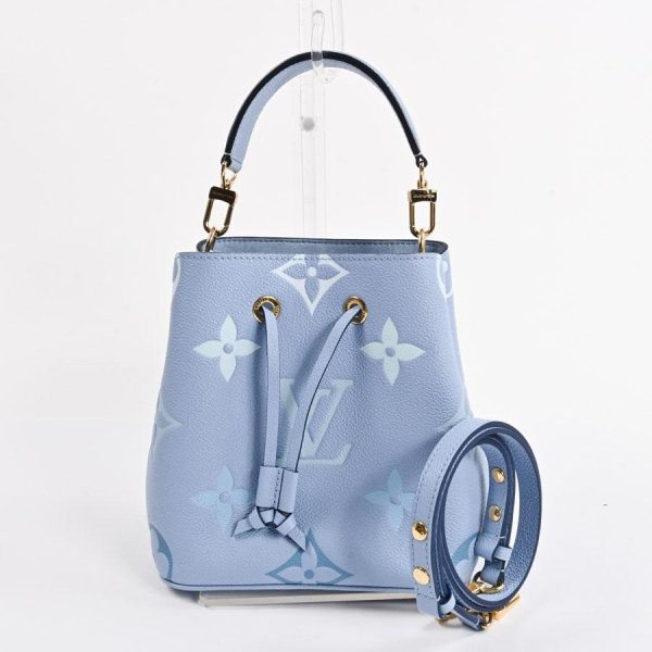 1 Louis Vuitton Neonoe BB Shoulder Bag Amplant Light Blue