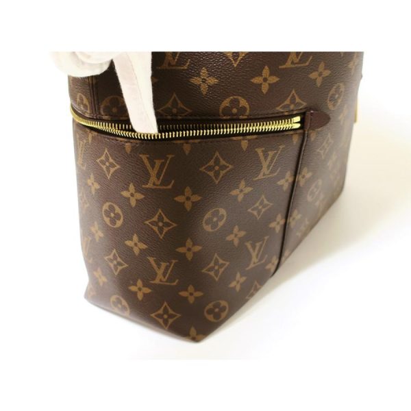 13 Louis Vuitton Melie Monogram Canvas Shoulder Bag