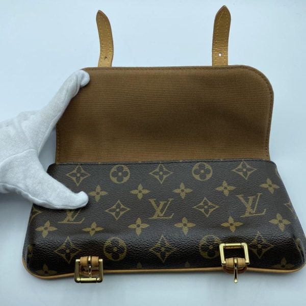 15 Louis Vuitton Monogram Pochette Marrell Shoulder Bag