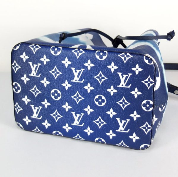 3 Louis Vuitton LV Escale Neo Noe Shoulder Bag Monogram Blue