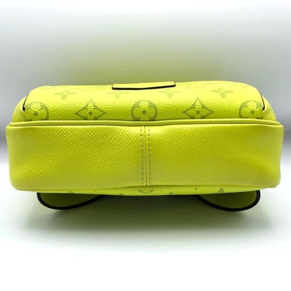 4 Louis Vuitton Bum Bag Outdoor Taigarama Jaune Waist Bag