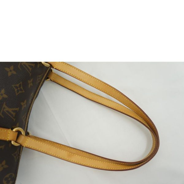 4 Louis Vuitton Totally PM Hand Bag