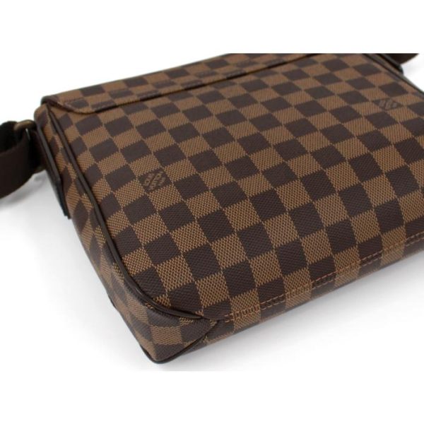 4 Louis Vuitton Messenger Bag District PM Damier Ebene