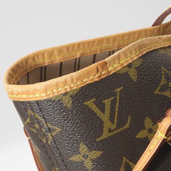 5 Louis Vuitton Monogram Neverfull MM Tote Bag