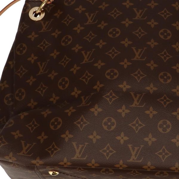 5 Louis Vuitton Artsy MM Monogram Hand Bag