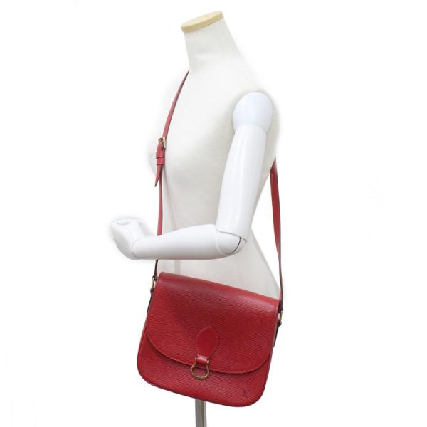 6 Louis Vuitton Epi Sun Crew Shoulder Bag Castilian Red