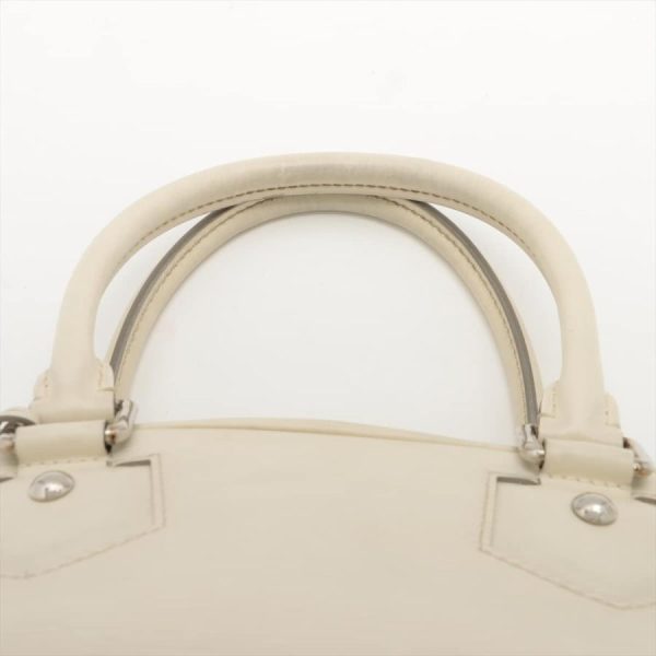 6 Louis Vuitton Epi Boring Montaigne PM Hand Bag