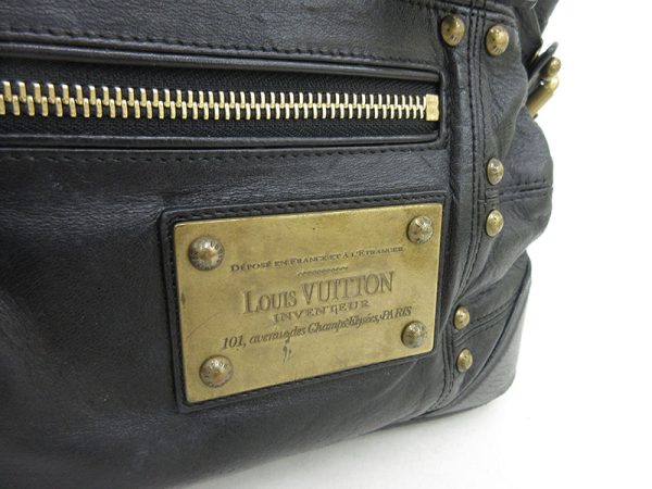 7 Louis Vuitton Hand Bag Leather