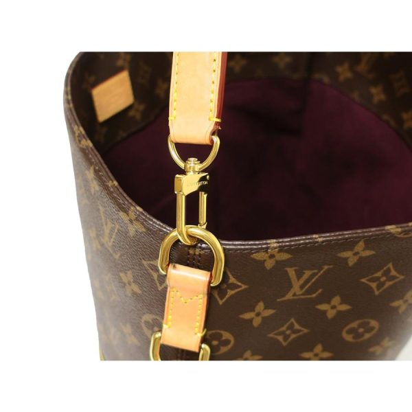 7 Louis Vuitton Melie Monogram Canvas Shoulder Bag