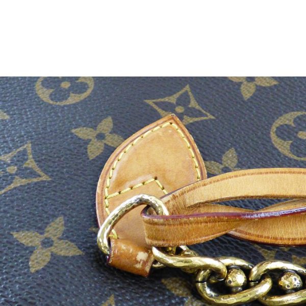 8 Louis Vuitton Lockit Chain Monogram Hand Bag