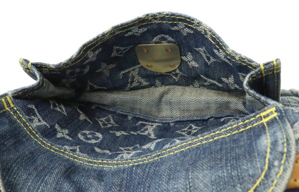 8 Louis Vuitton Monogram Denim Bum Bag Waist Bag Body Bag