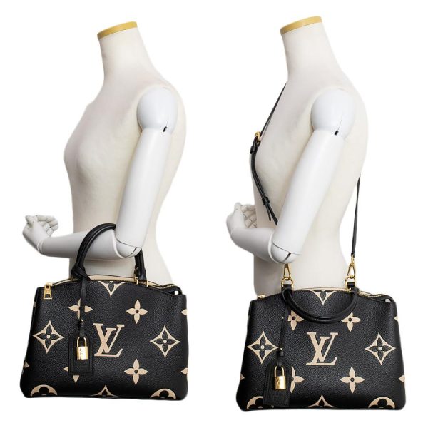 8 Louis Vuitton Petit Palais PM Bicolor Shoulder Handbag Monogram Amplant Leather Black Beige