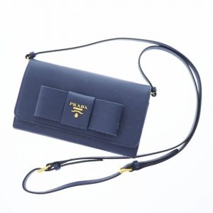 1 Louis Vuitton keybell Mahina Mulia Shoulder Bag