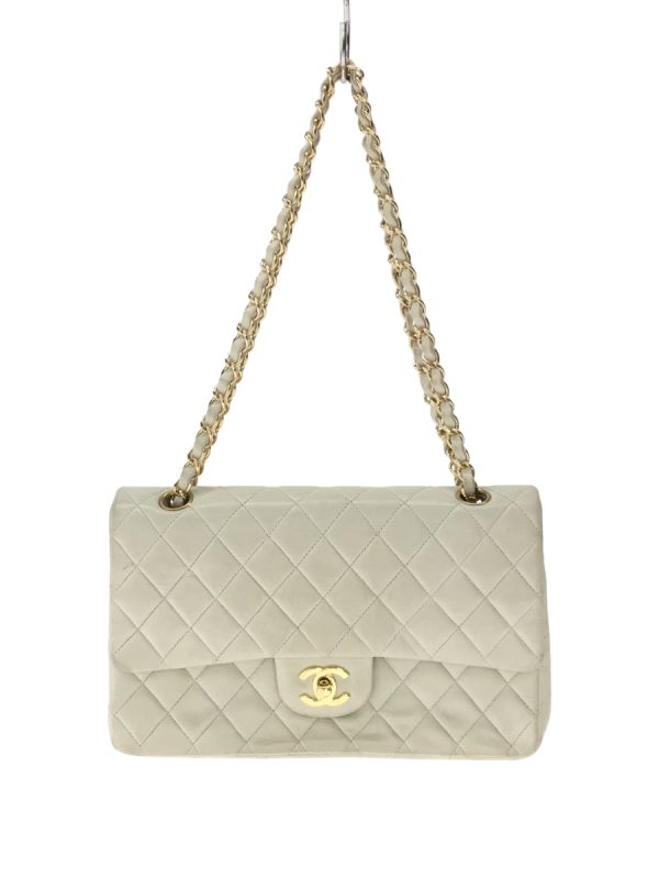 1 Chanel Matelasse 25 Chain Shoulder Bag Lambskin White